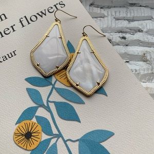 Kendra Scott White Pearl/Gold (Alex) drop earrings